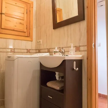 Ideal Parejas, Casco Antiguo, Nuevo Y Tranquilo Apartment *